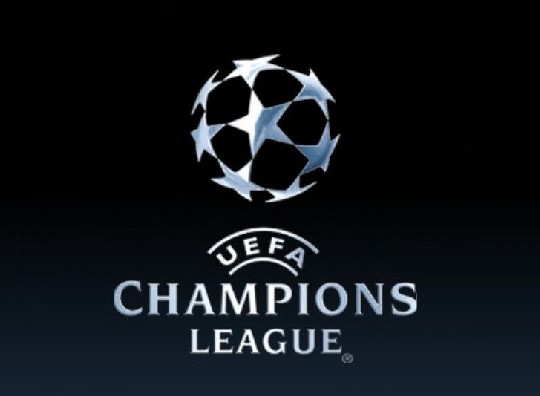 她在赛场上 她在赛场上